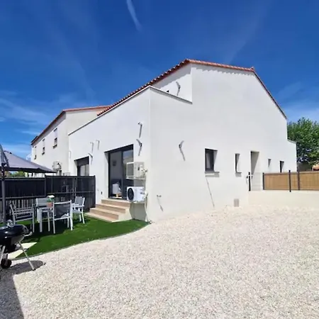 Casa de Férias House 3 With Terrace *